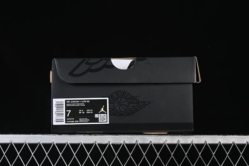 All categories Air Jordan Jordan series basketball shoes Air Jordan 1 Low G version pure original Air Jordan 1 Low AJ1 Joe 1 patent leather black and red low-top cultural casual sneakers HV4089-006
